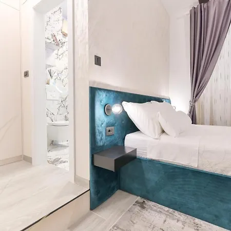 Luxury 
