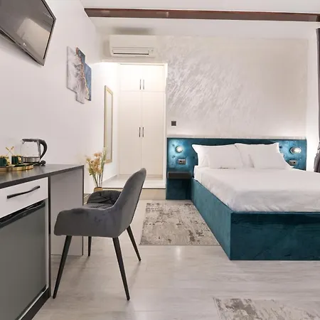 Luxury 