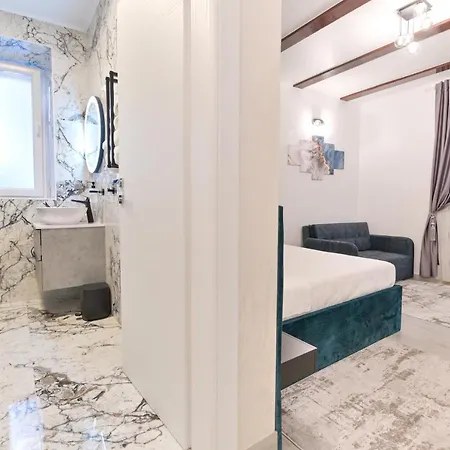 Luxury 