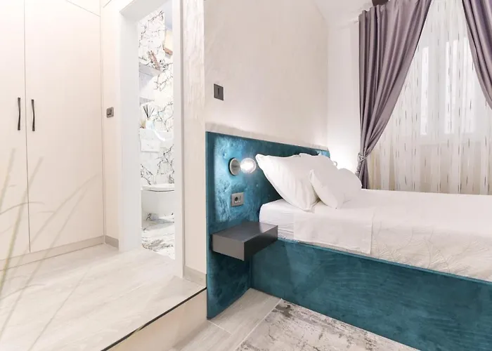 Luxury 