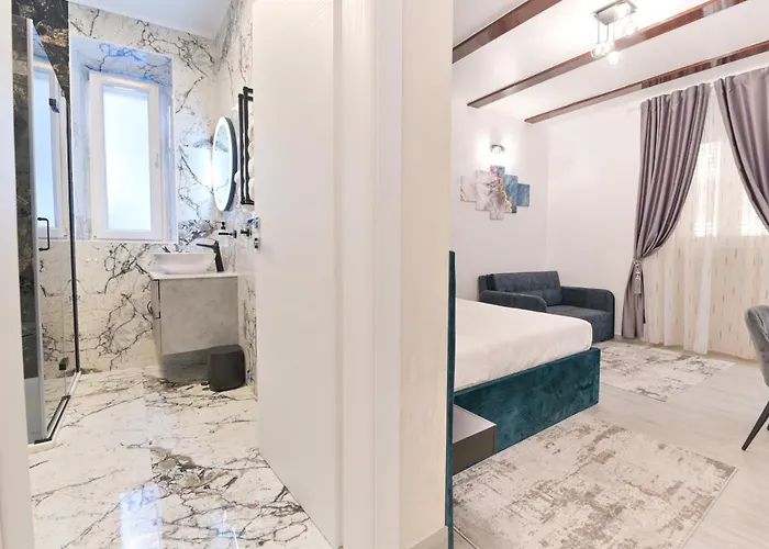 Luxury 